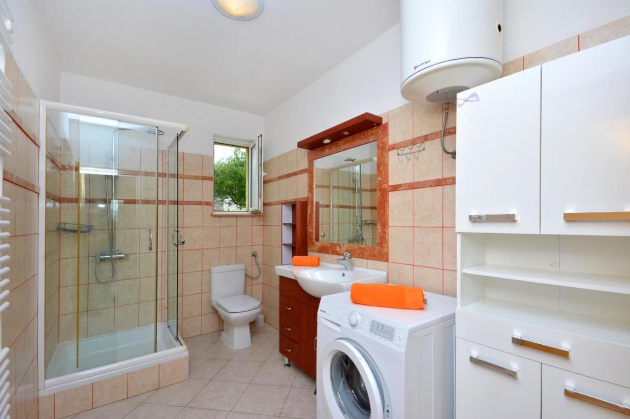 Holiday Home Nevenka Kaštela エクステリア 写真