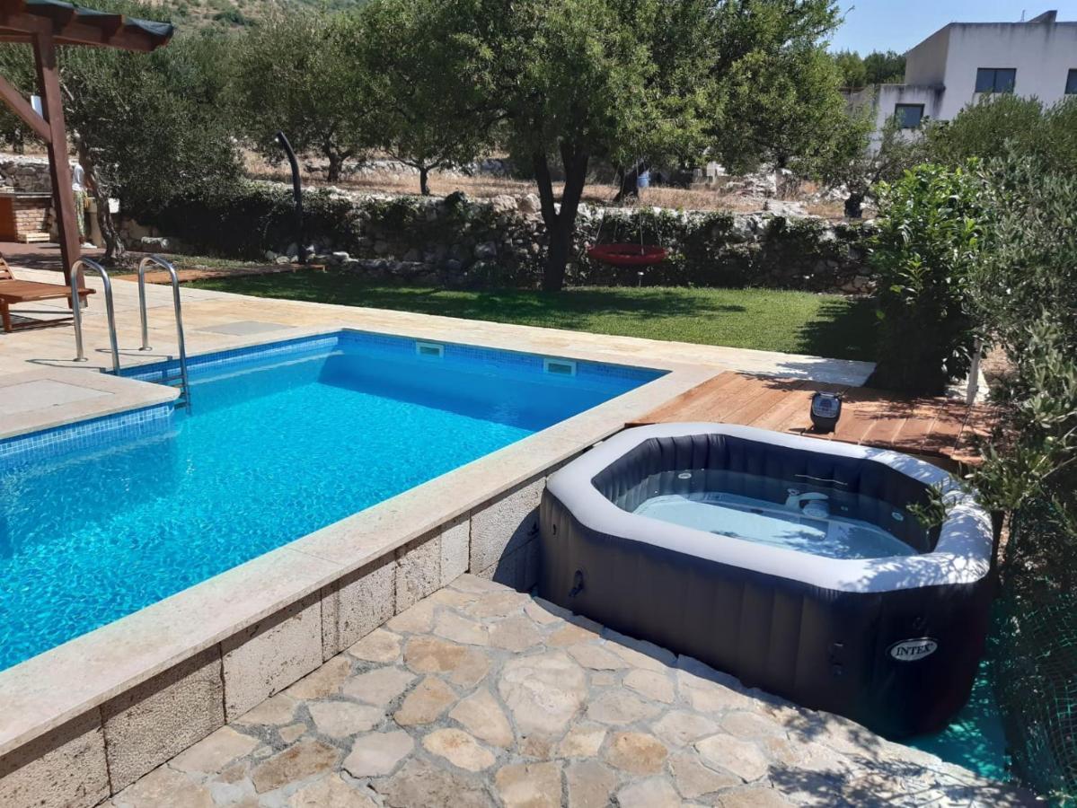Holiday Home Nevenka Kaštela エクステリア 写真